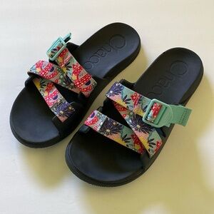 CHACOS Chillos slides